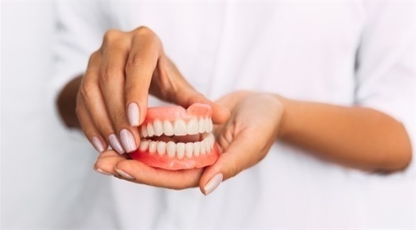 اسعار طقم الاسنان المتحرك في السعودية